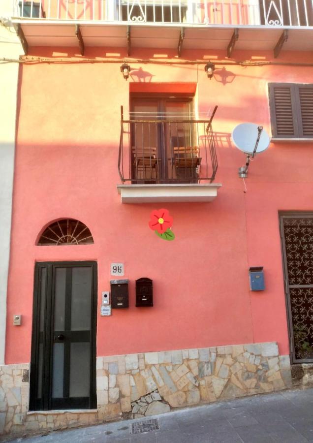 Casa Adriano Apartment Прочида Екстериор снимка