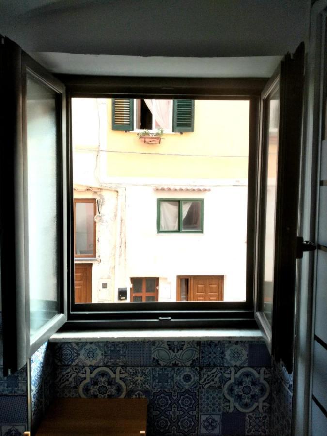 Casa Adriano Apartment Прочида Екстериор снимка